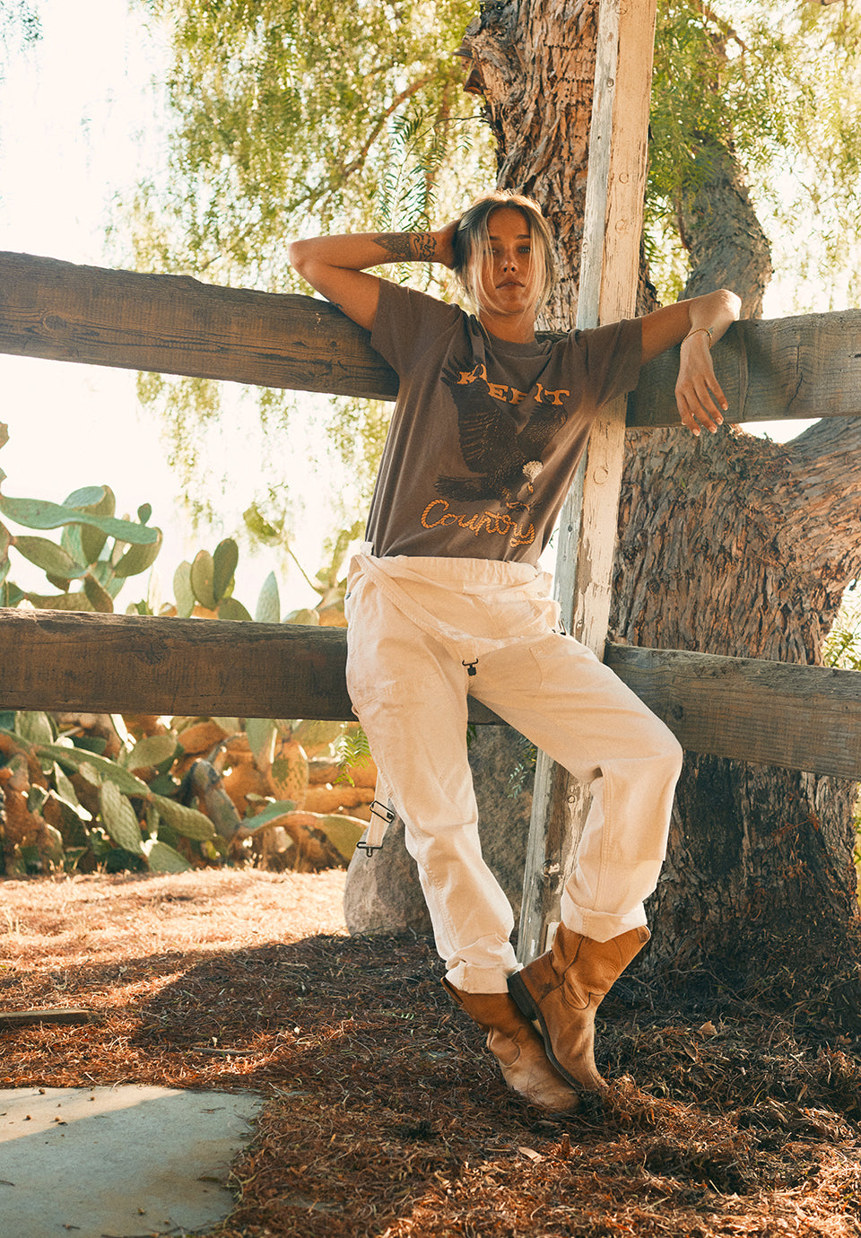 Keep it Country Short Sleeve - Brown