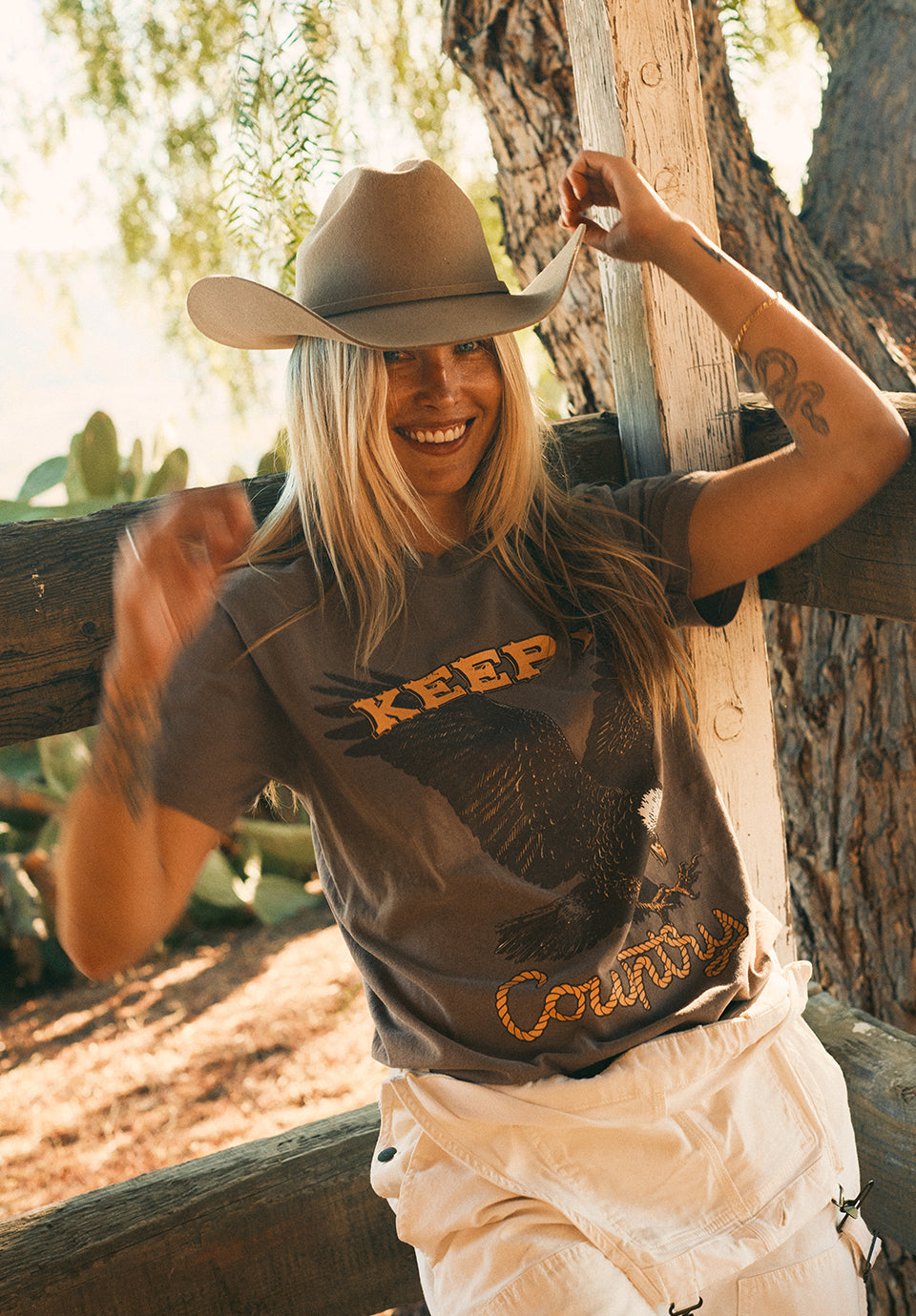 Keep it Country Short Sleeve - Brown