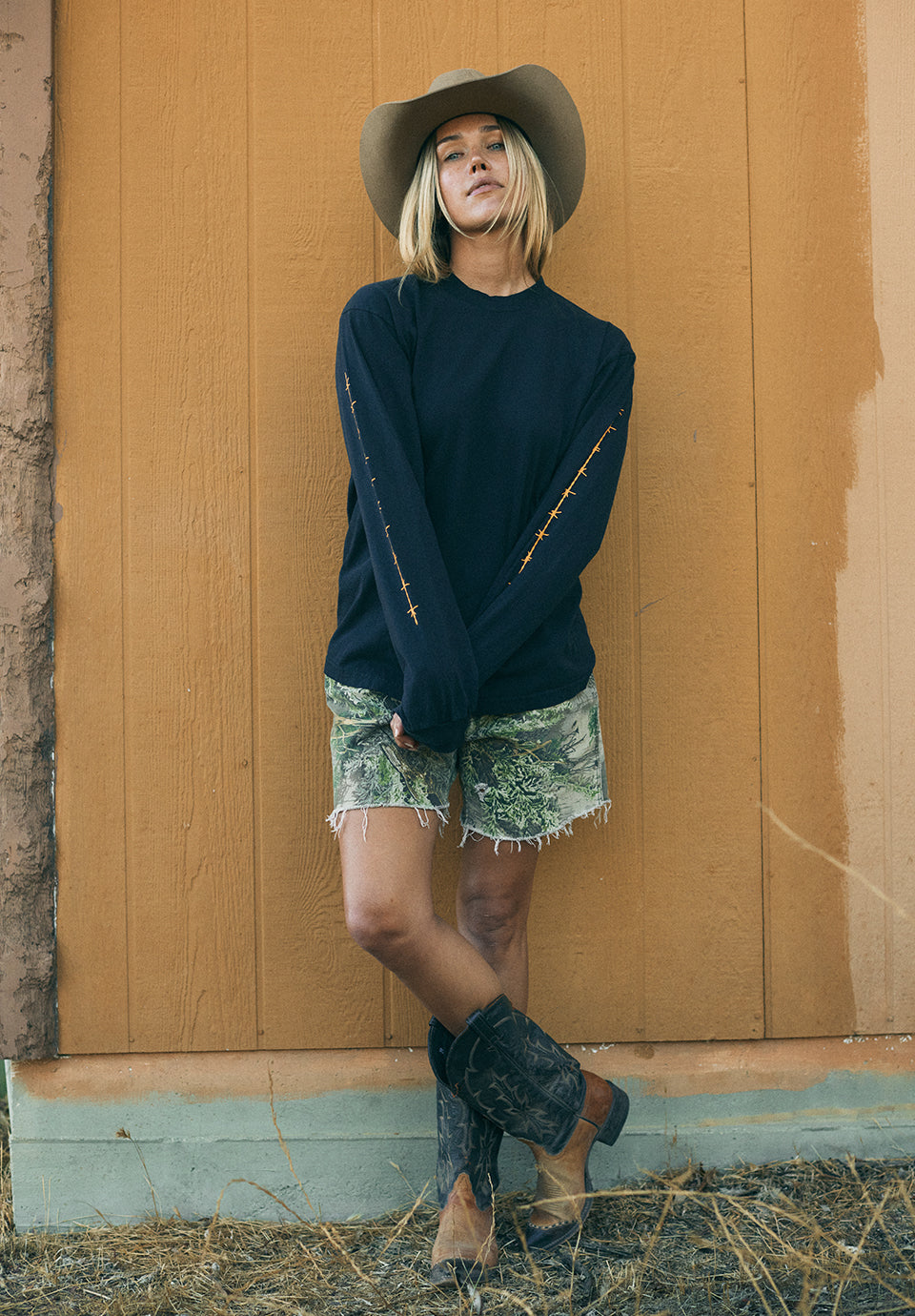 Darlin Quality Long Sleeve - Black