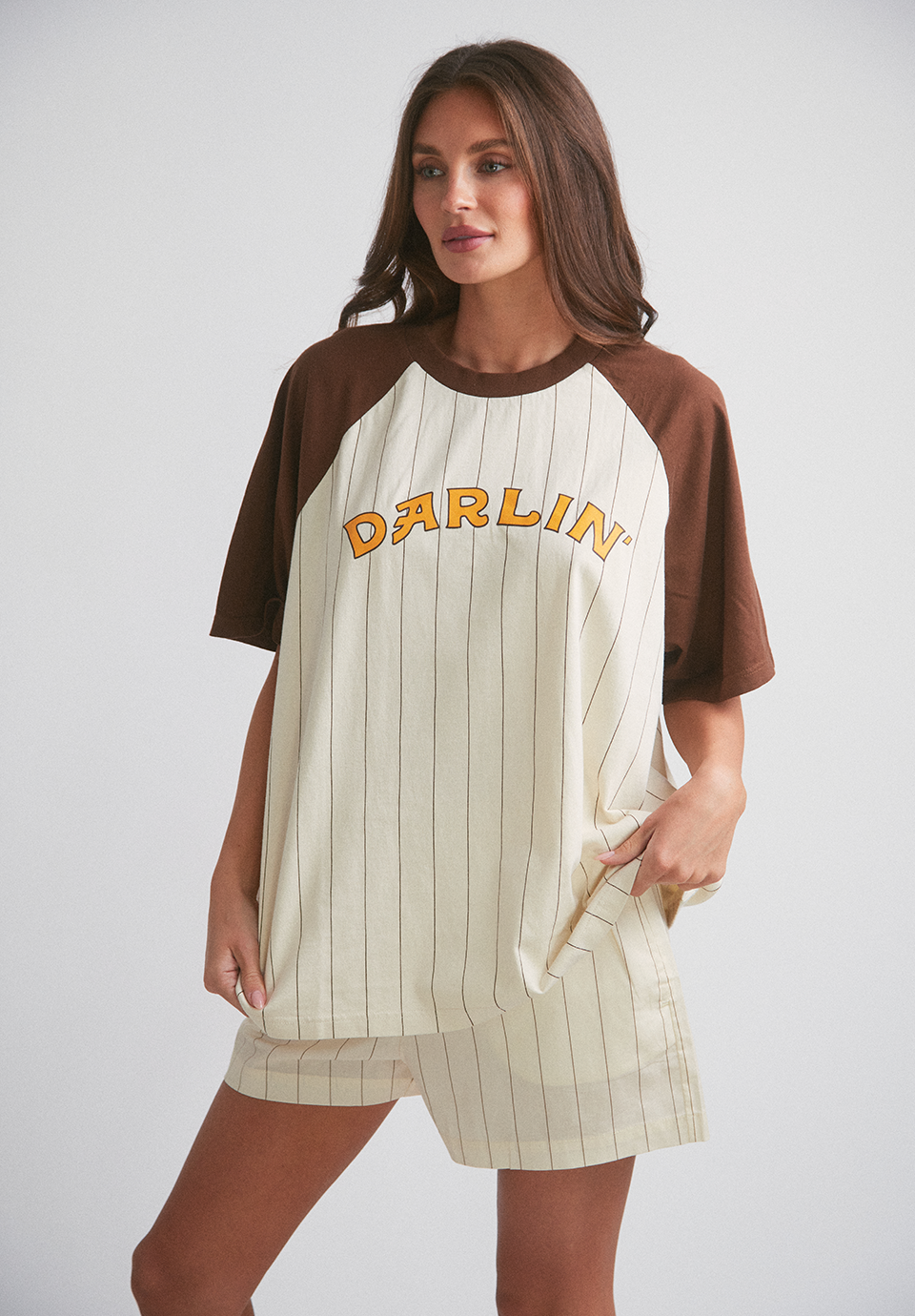 Old Skool Raglan Tee - Vanilla/Hickory
