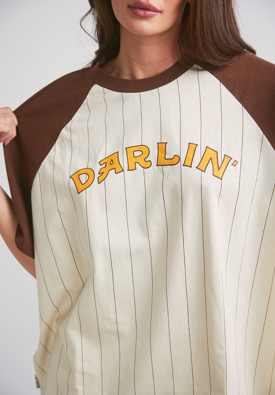 Old Skool Raglan Tee - Vanilla/Hickory